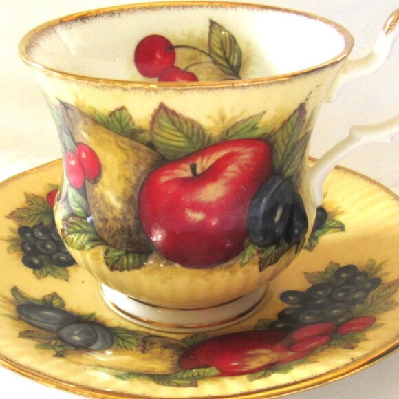 Queen's Tea Cup and Saucer, Summer Fruit, Brushed Gold Gilt, Molded, Fancy I111 - Picture 1 of 9